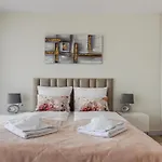 Kasprowicza Z Basenem I Parkingiem W Cenie - Holiday City Apartamento Kołobrzeg