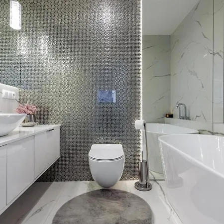 Kasprowicza Z Basenem I Parkingiem W Cenie - Holiday City