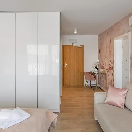 Kasprowicza Z Basenem I Parkingiem W Cenie - Holiday City Appartamento