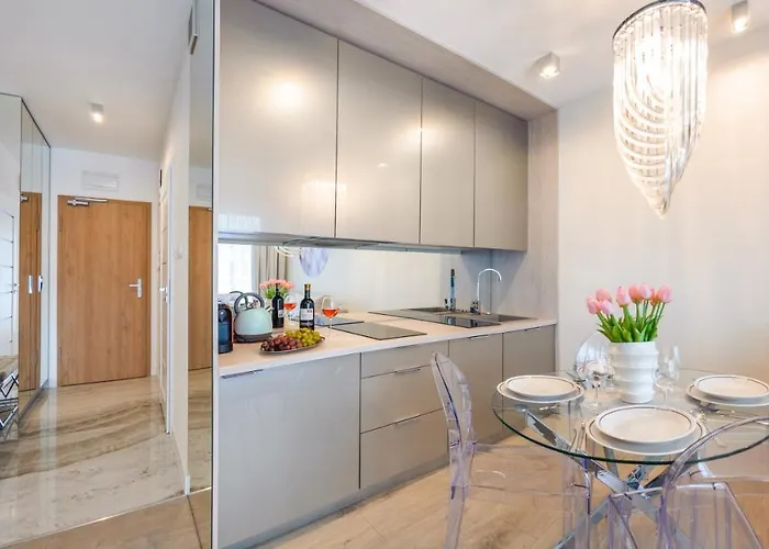 Apartment Kasprowicza Z Basenem I Parkingiem W Cenie - Holiday City Kolobrzeg