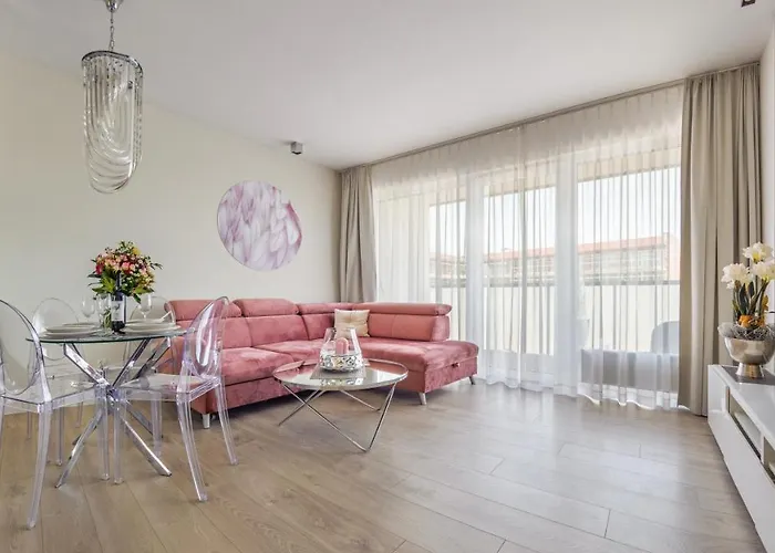 Kasprowicza Z Basenem I Parkingiem W Cenie - Holiday City Apartment