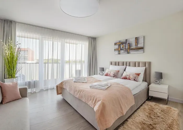 Kasprowicza Z Basenem I Parkingiem W Cenie - Holiday City *