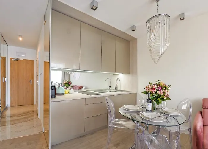 Kasprowicza Z Basenem I Parkingiem W Cenie - Holiday City * Kolobrzeg