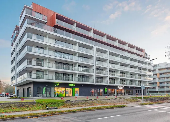 Kasprowicza Z Basenem I Parkingiem W Cenie - Holiday City Kolobrzeg